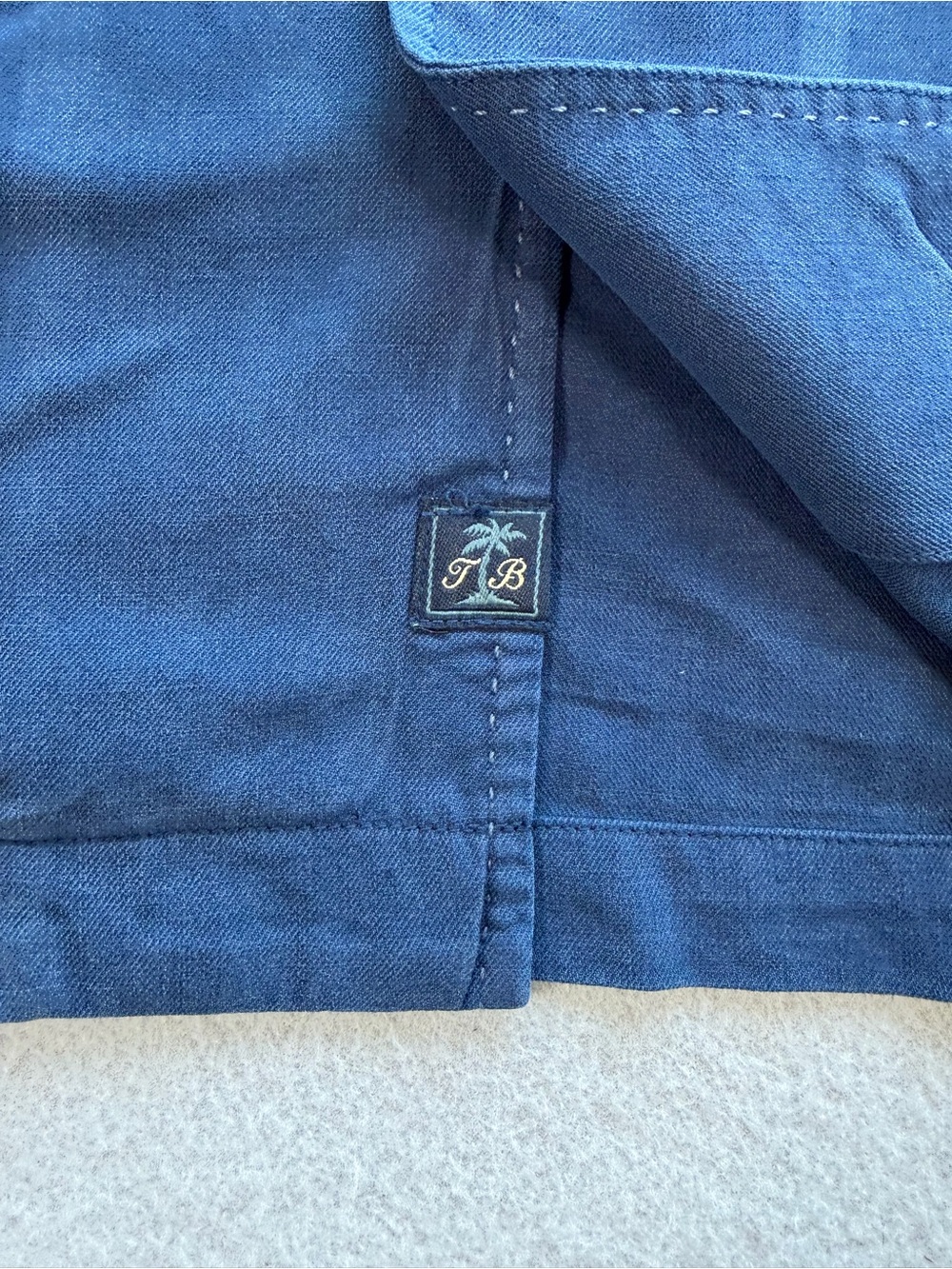 Tommy Bahama Original Fit Blue 100% Silk Camp Shirt XXL - Picture 6 of 12